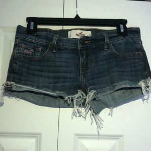 HOLLISTER SHORT SHORTS